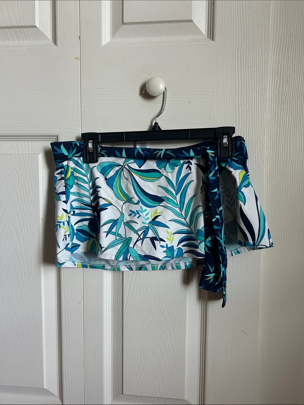 Tommy Bahama Blue, Teal & White Tropical Swim Skirt